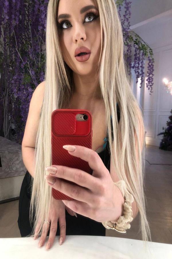 Discover Dahlia Blue Your Ultimate Escort Experience Today